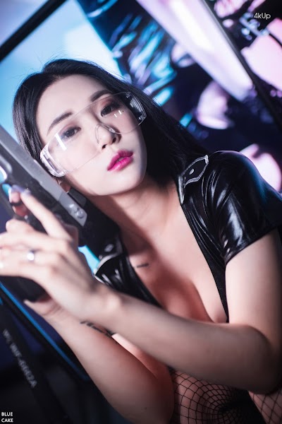 [BLUECAKE] Bomi (보미) – Siren