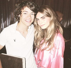 cara delevingne harry styles tumblr_me2m0t7X4s1rm1fnbo1_500