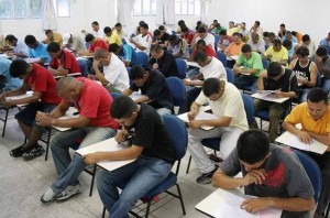 [PARA%2520PASSAR%2520EM%2520CONCURSO%2520P%25C3%259ABLICO%2520N%25C3%2583O%2520BASTA%2520ESTUDAR%255B2%255D.jpg]