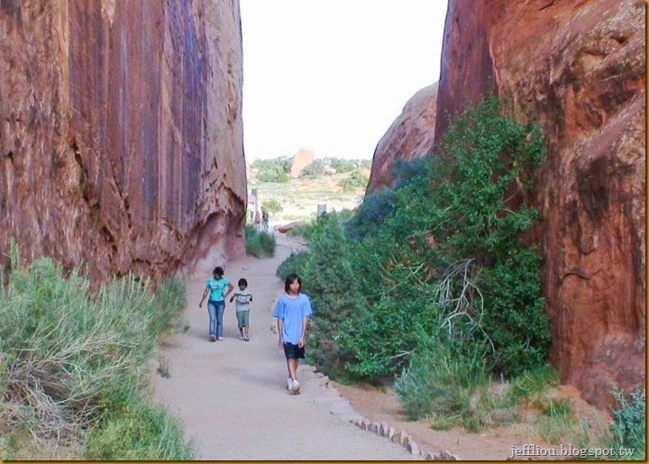 20070628 Devils Garden-24