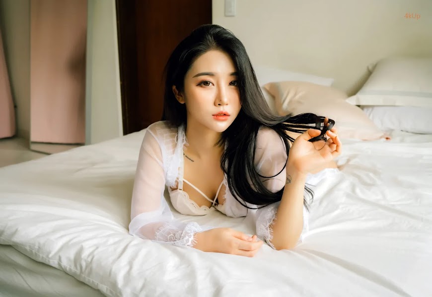 [Moon Night Snap] Bomi (보미) x Zia (지아) Together Vol.02