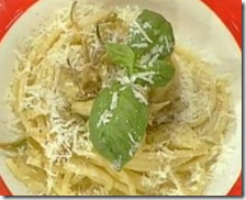 Bucatini cacio e pepe con carciofi