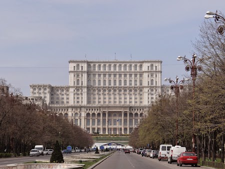 06. Palatul Parlamentului.JPG