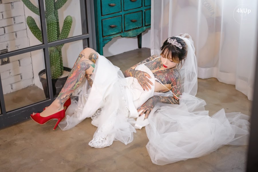 SAINT Photolife – YoKo Vol.01 & Cat Bride