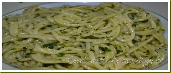Spaghetti al pesto (5)