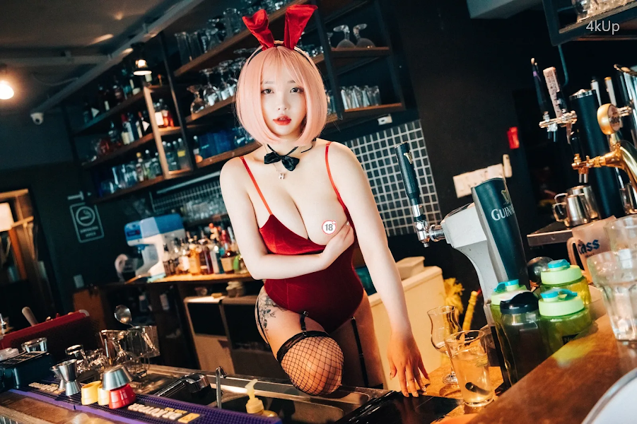 [Loozy] Son Ye-Eun (손예은) Tainted Love Bar Uncensored