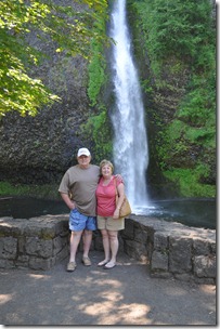 Touring the Gorge (waterfalls), Or 080