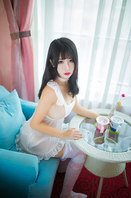 Coser@Mao Jiu Jiang Sakura (猫九酱Sakura) 刀舞