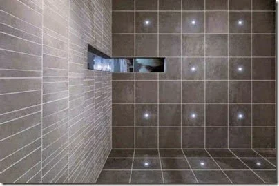 lampu-unik-interior-kamar-mandi