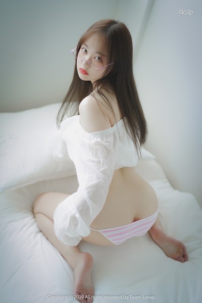Pure Media Vol.06 Sia (시아)