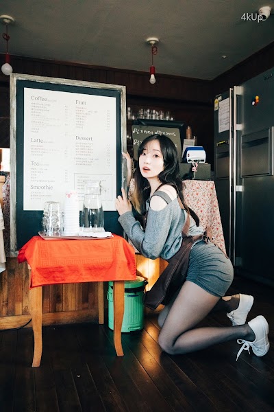 [Loozy] Bambi (밤비) Cafe Alba