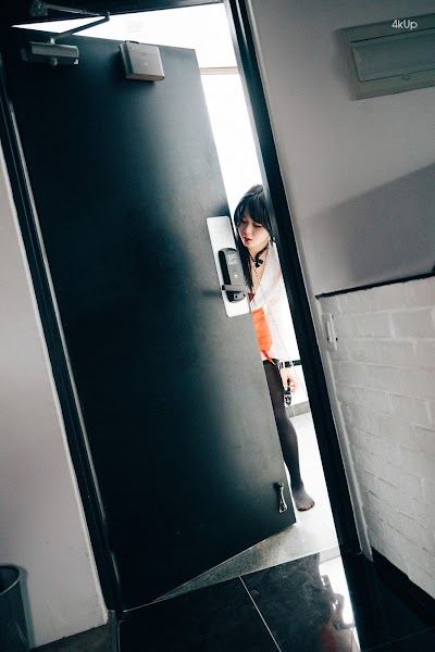 [Loozy] Zia (지아) – Office slave Part1