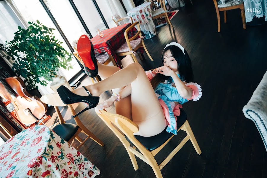 [Loozy] Bambi (밤비) Cafe Alba (Update HQ)