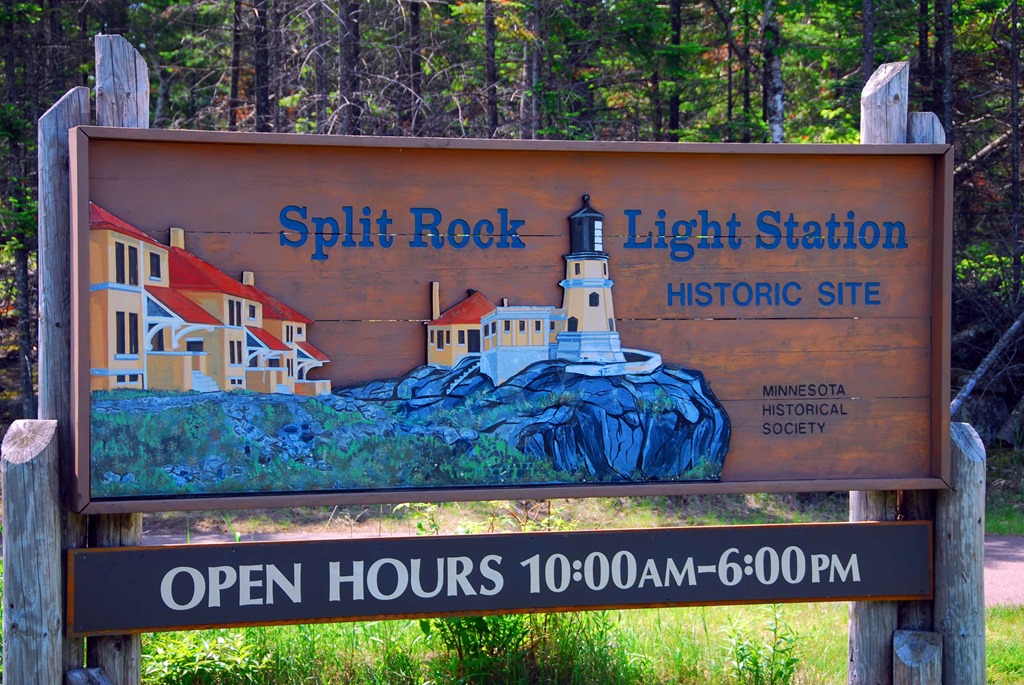 [Split-Rock-Lighthouse-Sign3.jpg]