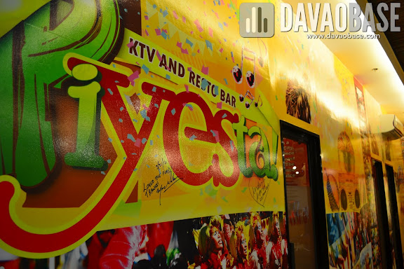 Colorful walls in PiYESta KTV and Resto Bar