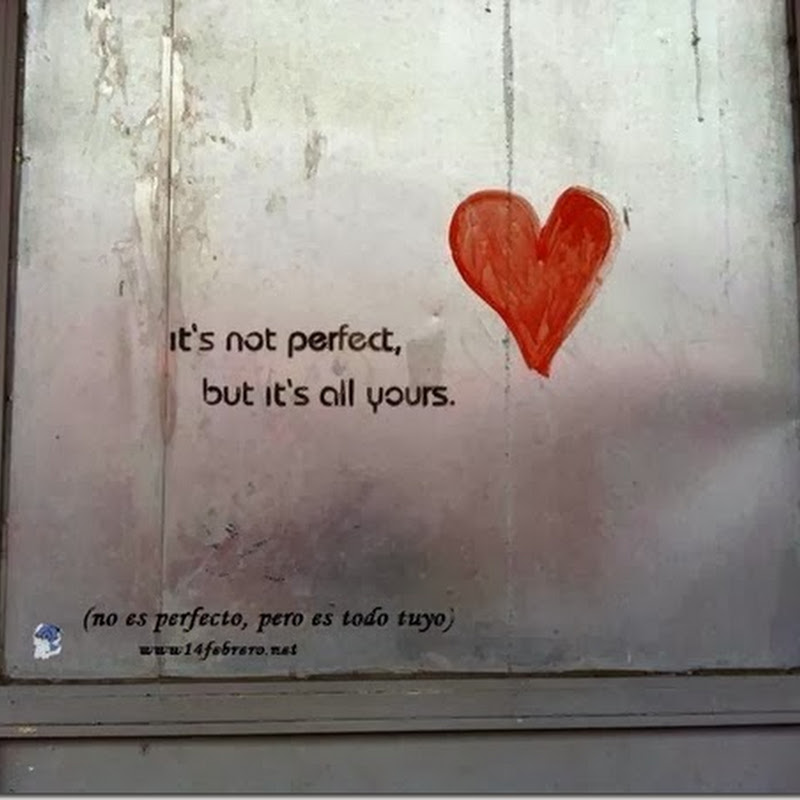 Grafiti corazón no es perfecto pero es todo tuyo