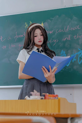 Coser@黏黏团子兔 实习老师的欢迎仪式&Touch It