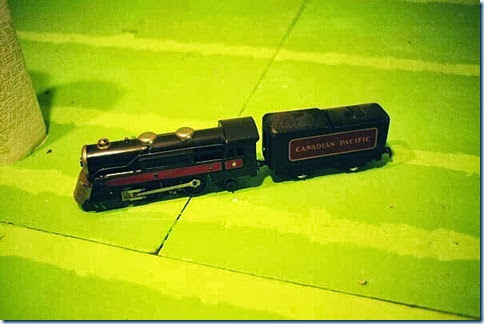 Marx #3000 Canadian Pacific type Loco & Tender