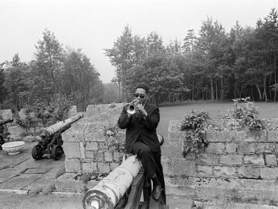 Dizzy Gillespie Jazz Man July 1963 at Fort Belvedere Near Ascot 4.jpg