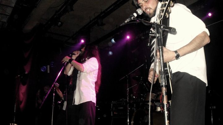 [44318_1591247663955_1318776343_1579940_7968206_n%255B2%255D.jpg]