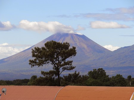17. Vulcani Nicaragua.JPG