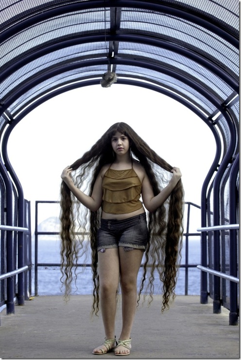 Longest-Hair-Of-12-Year-Old-Brazillian-Girl6
