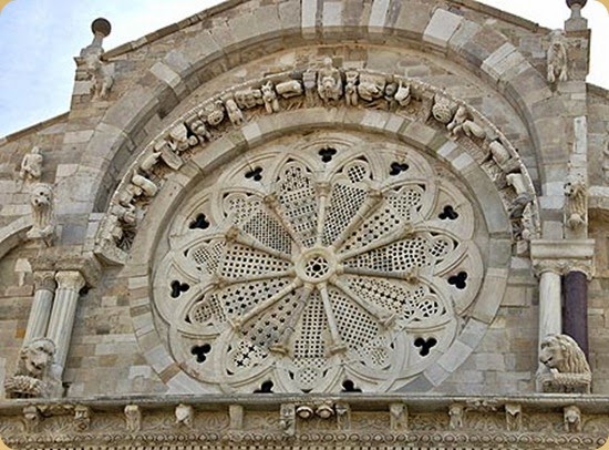 Romanesque Cathedrals in Puglia.7