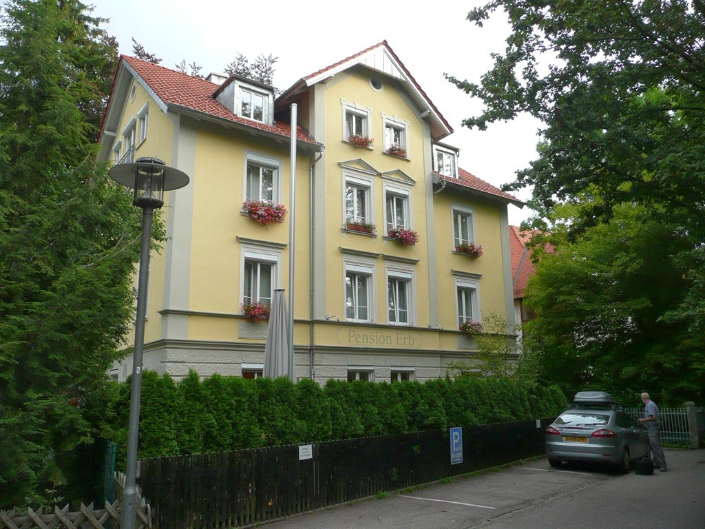 [P10901913.jpg]