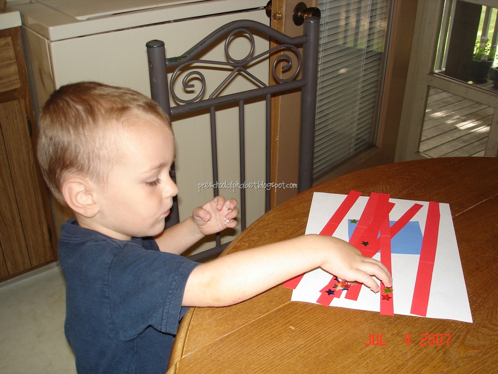 [%252817%2529%2520making%2520a%2520flag%255B1%255D.jpg]