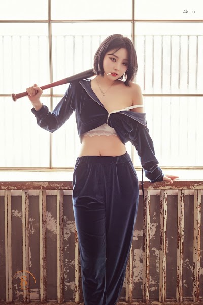 SAINT Photolife – Yuna Yuna’s Wild