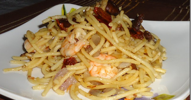Belog husna milah: > spaghetti prawn olio ala pizza hut