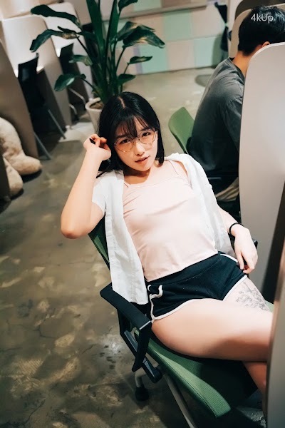 [Loozy] Sonson (손손) Reading Room + S.ver