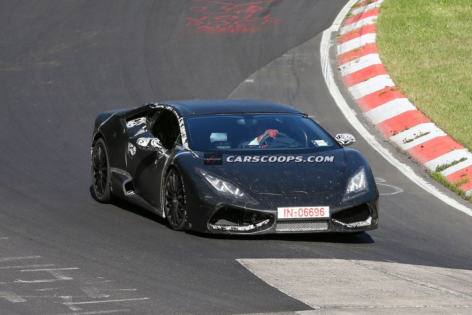 [Lamborghini-Cabrera-1Ring%255B3%255D.jpg]