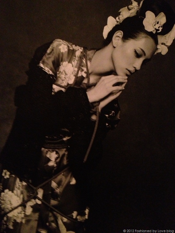 [the%252Blittle%252Bblack%252Bjacket%252Bexhibition%252Blondon%252Bgeisha%252Bgirl%255B13%255D.jpg]