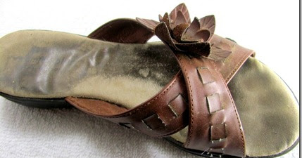 How to Clean the Suede Insole of a Pair of Sandals - Crafts a la mode
