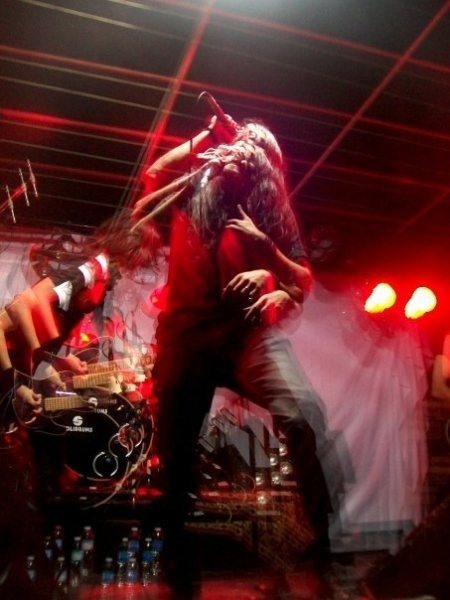 [4906_1159370470280_1408325548_432207_7026478_n%255B2%255D.jpg]