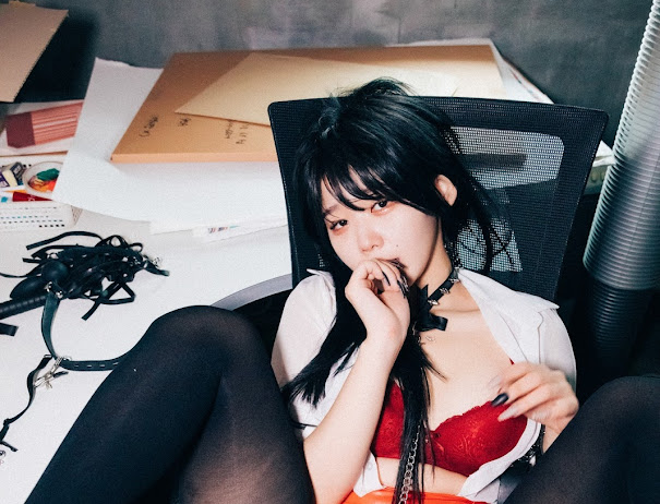 [Loozy] Zia (지아) – Office slave Part2