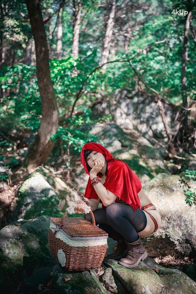 DJAWA Photo – Mimmi (밈미) Naughty Red Hiring Hood