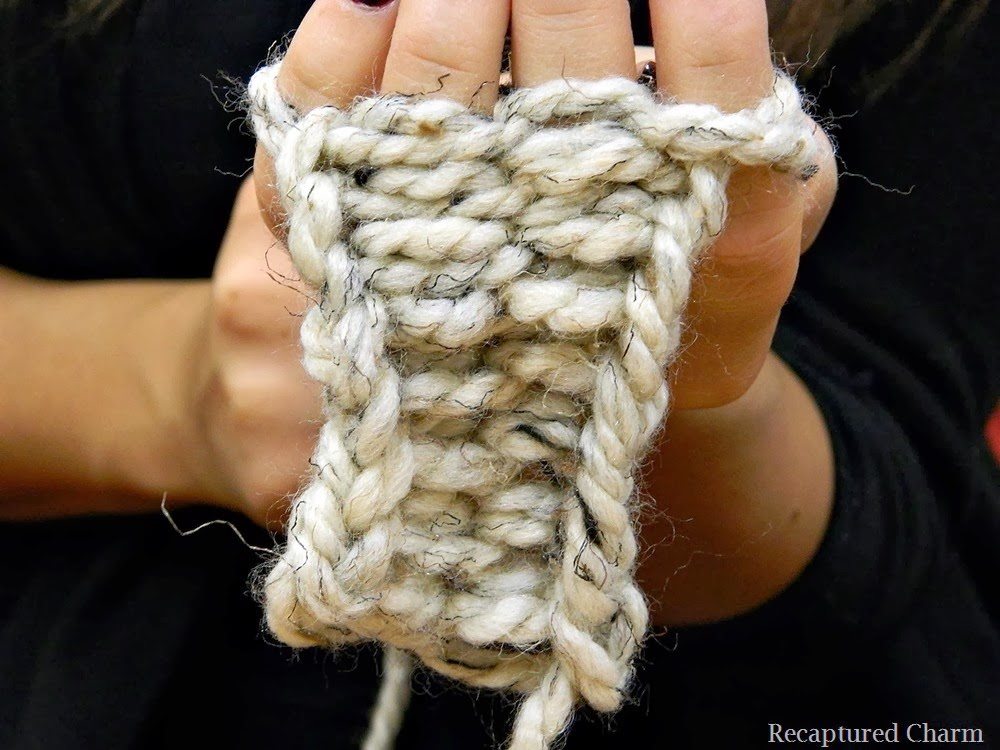 [Finger-knitting111.jpg]