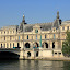 Paryż - nad Sekwaną - widok na Luwr
