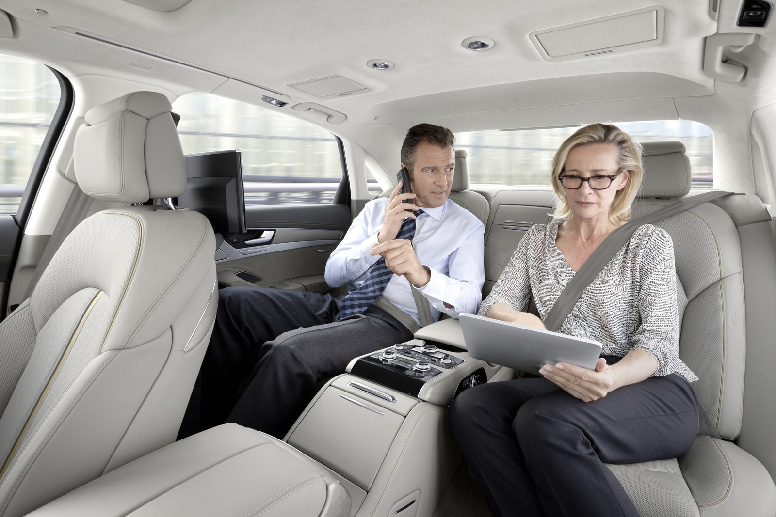 [Standard-2014-Audi-A8-L-W12-15%255B3%255D.jpg]