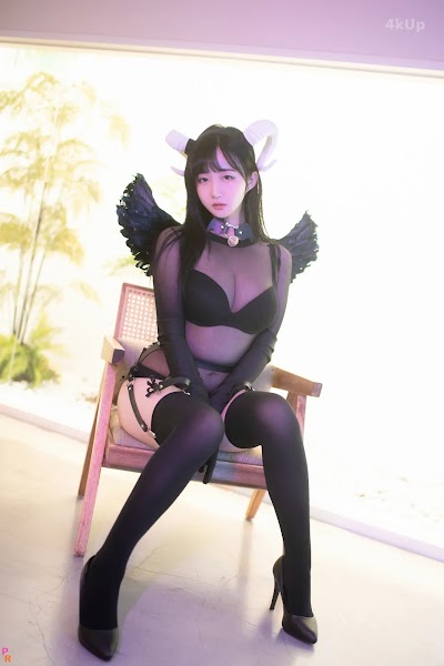 [PINK] Han Jina (한지나) Succubus