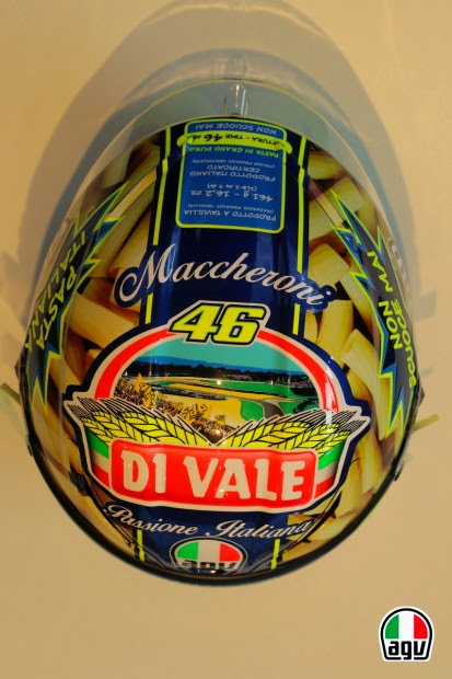 mediaset-rossi-casco3.jpg