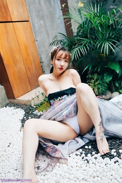 Loozy Gisheng 妓生 – Son Ye-Eun (손예은)