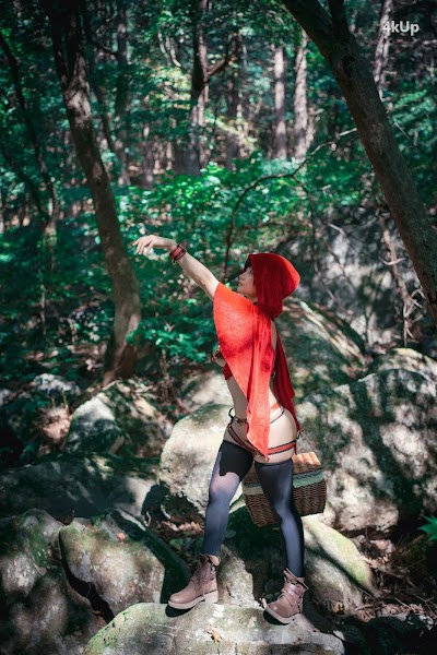 DJAWA Photo – Mimmi (밈미) Naughty Red Hiring Hood