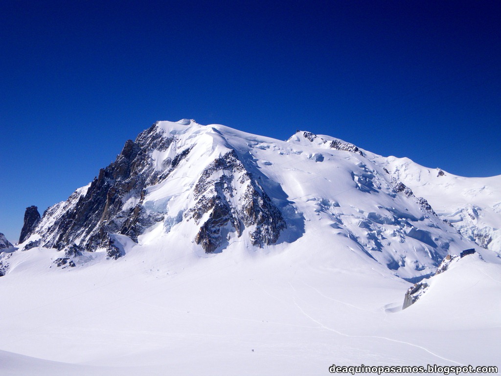 [Descenso-del-Valle-Blanco-esquiando-%255B37%255D.jpg]