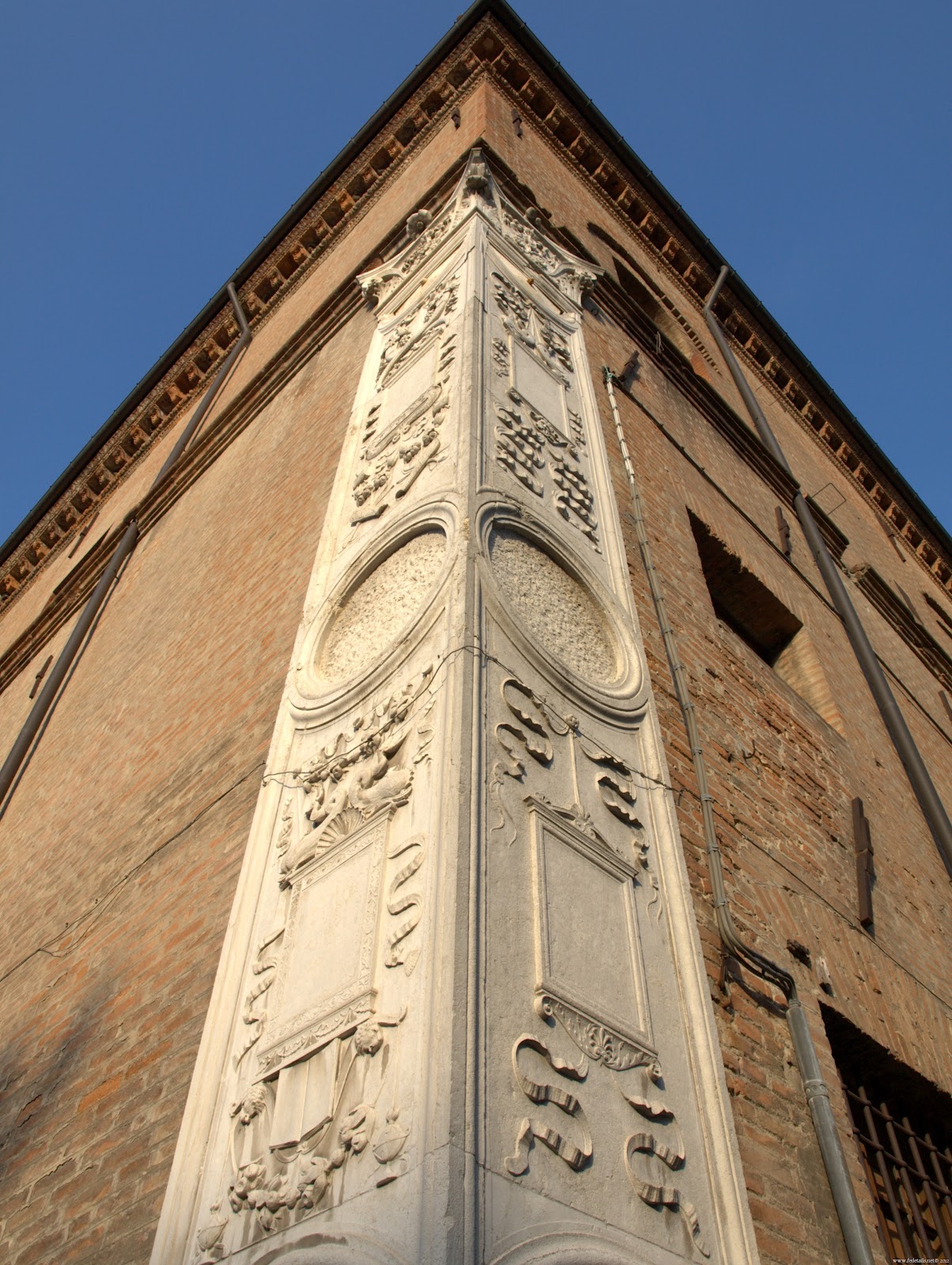 [1-P7102317%255B4%255D.jpg]