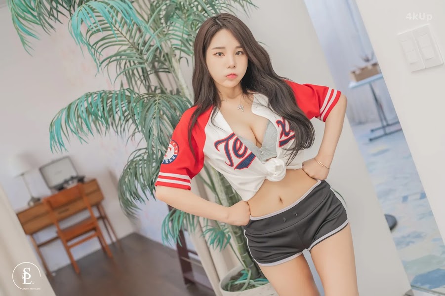 SAINT Photolife – Zzyuri (쮸리) Vol.20 Homebody