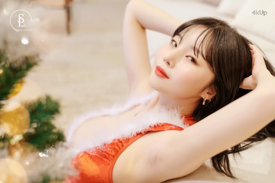 SAINT Photolife – Yuna (유나) Vol.24 Merry Yuna’s Xmas
