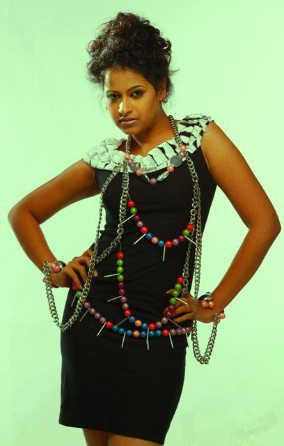 [sadhika_venugopal_new_spicy-pic%255B2%255D.jpg]